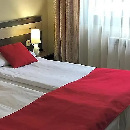Dream Aparthotel 3*