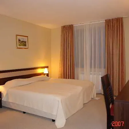 Dream Apartahotel 3*